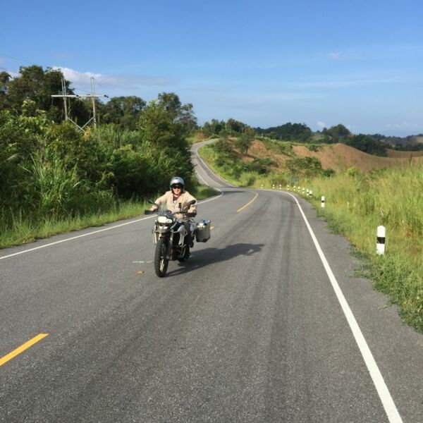 Motorradreisen Thailand Tagesausflug faszinierende Landschaft